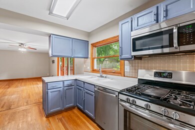 1435 Charles Ave, Algonquin, IL 60102 - photo 7