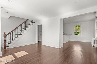 19 Division St Greenwich CT-large-009-02