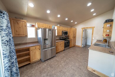 1605 E 8900 S, Price, UT 84501 - photo 4