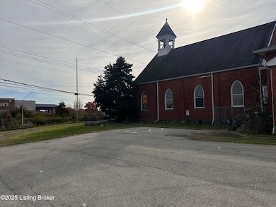 9801 Cooper Church Dr, Louisville, KY 40229 - photo 5