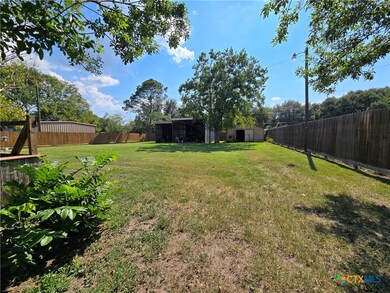 113 Sylvia St, Victoria, TX 77904 - photo 5