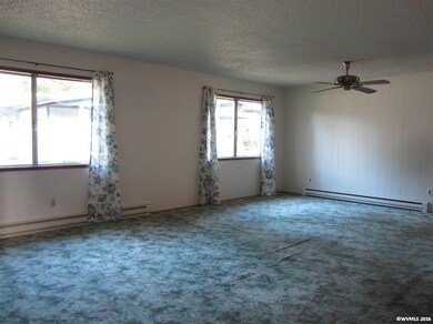 530 SE Mayberry Ave, Corvallis, OR 97333 - photo 4