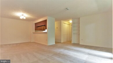 18700 Caledonia Ct unit F, Germantown, MD 20874 - photo 5