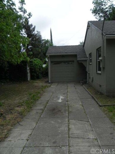 1 Car Garage
