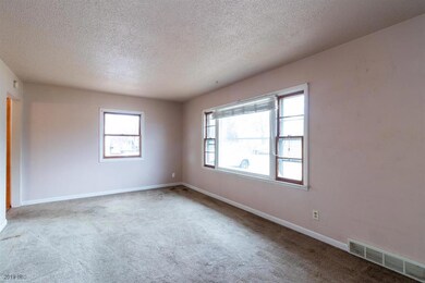 7810 SW 9th St, Des Moines, IA 50315 - photo 4