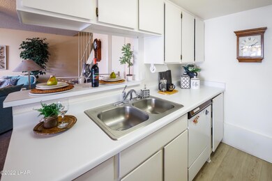 Bright, Light Kitchen