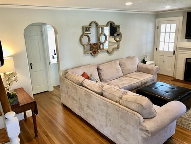 51 Eustis St, Arlington, MA 02476 - photo 5