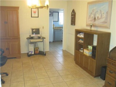 1836 Pete Brown Dr, El Paso, TX 79936 - photo 3