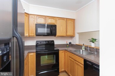 6646 Ducketts Ln, Elkridge, MD 21075 - photo 2