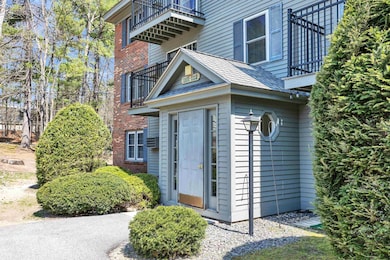 11 St James Place unit 1112, Nashua, NH 03062 - photo 4