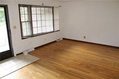 8850 E 121st St, Fishers, IN 46038 - photo 3