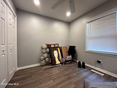 105 Scuppernong Ct, West End, NC 27376 - photo 7