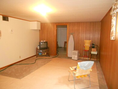 Family Room<|><|>
