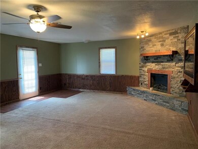 4261 Warren Rd, Indiana, PA 15701 - photo 2