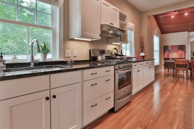 26 N Main St unit 3, Mont Vernon, NH 03057 - photo 6