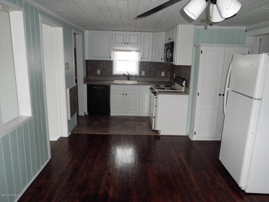 Dining Room & Kitchen