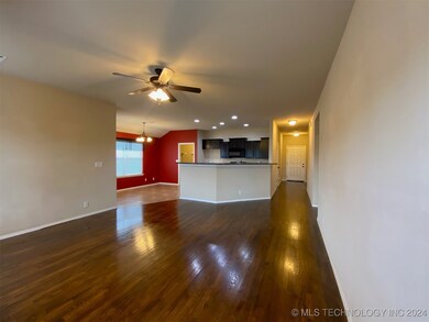 25017 E 91st Place S, Broken Arrow, OK 74014 - photo 5