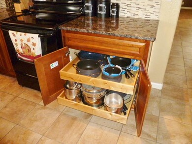 KITCHEN PULLOUTDRAWERS