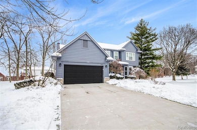 1871 Plumridge Ct, Commerce Township, MI 48390 - photo 3