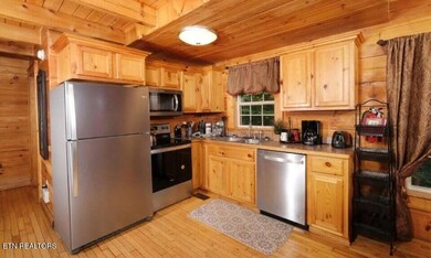 gatlinburg-cabin-gatlinburg-secret-splas