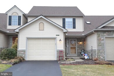 311 Hill St, Mount Joy, PA 17552 - photo 3