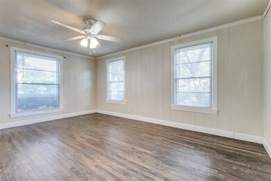 518 W Bullock St, Denison, TX 75020 - photo 7