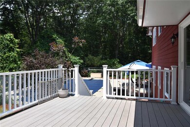 a Trex and Vinyl 12 x 16 rear deck