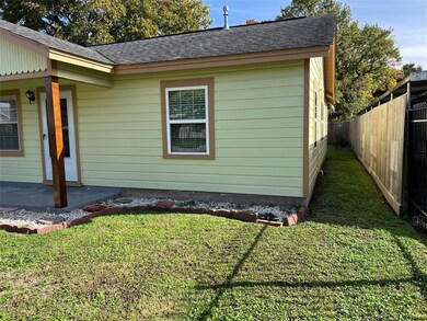 4818 Cetti St, Houston, TX 77009 - photo 3