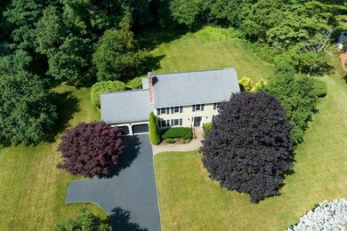 46 Meetinghouse Ln, Milton, MA 02186 - photo 2