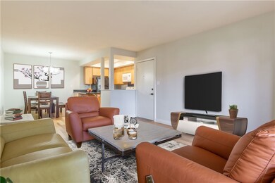 5937 Armaga Spring Rd unit L, Rancho Palos Verdes, CA 90275 - photo 6