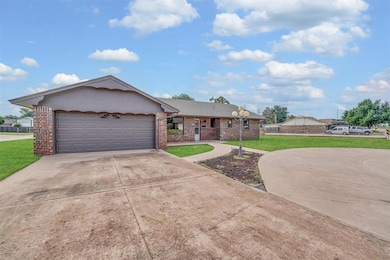 108 Mockingbird Ln, Elk City, OK 73644 - photo 4