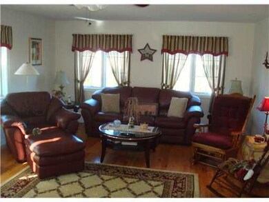 Den/Family/Great Room.