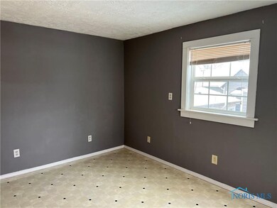 206 Walnut St, Findlay, OH 45840 - photo 5