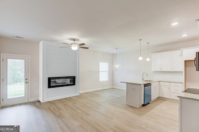 6385 Pine Station Dr, Lula, GA 30554 - photo 4