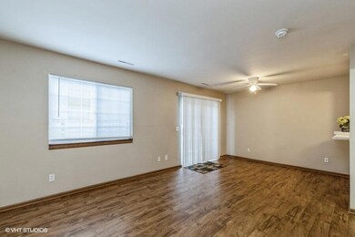 04_1510DelawareAve_Unit3_2006_LowRes