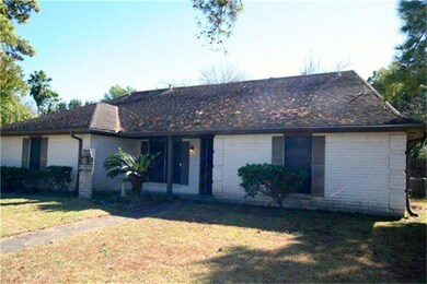 4003 Lemon Tree Ln, Houston, TX 77088 - photo 3