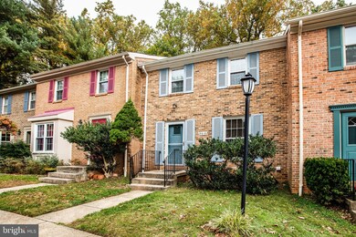 9616 Lindenbrook St, Fairfax, VA 22031 - photo 3