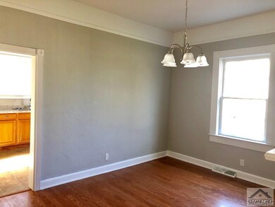 446 Spring St, Commerce, GA 30529 - photo 3