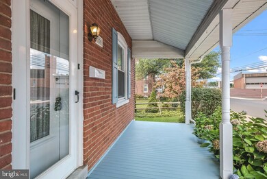 150 N 4th St, Telford, PA 18969 - photo 4