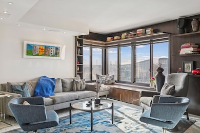 110 Bank St SE unit L2001, Minneapolis, MN 55414 - photo 2