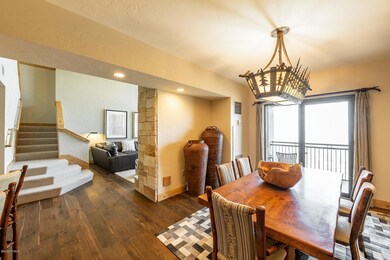 Dining-Room_1800x1200_3108866