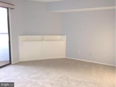 Thoreau Place Condominiums unit 415, Reston, VA 20191 - photo 6