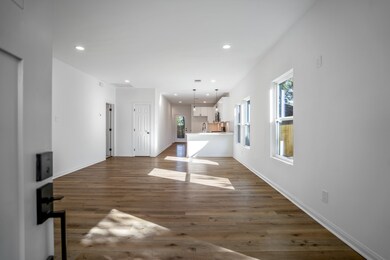 701 Frisco St, Houston, TX 77022 - photo 7