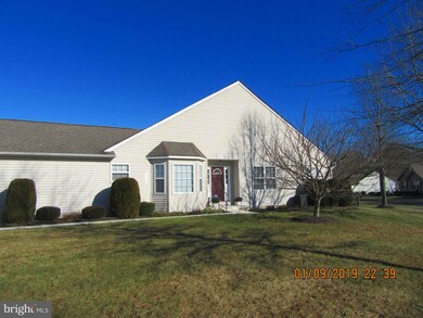 301 Jefferson Ct, Royersford, PA 19468 - photo 3