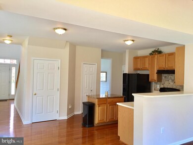 11325 Bishops Gate Ln, Laurel, MD 20723 - photo 5