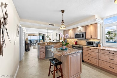 Open Kitchen to enjoy views all day!