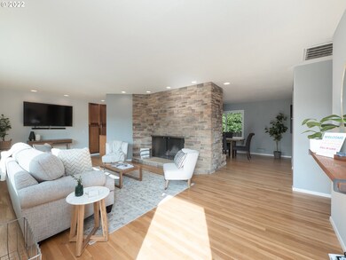 12465 SW Park Way, Portland, OR 97225 - photo 6