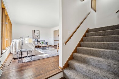 12-web-or-mls-6376-peach-tree-rd