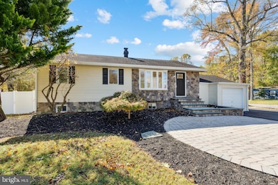 127 Duval Ln, Edgewater, MD 21037 - photo 2