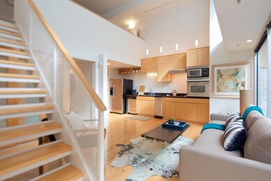 atrium 706 staged 2017 for MLS 7